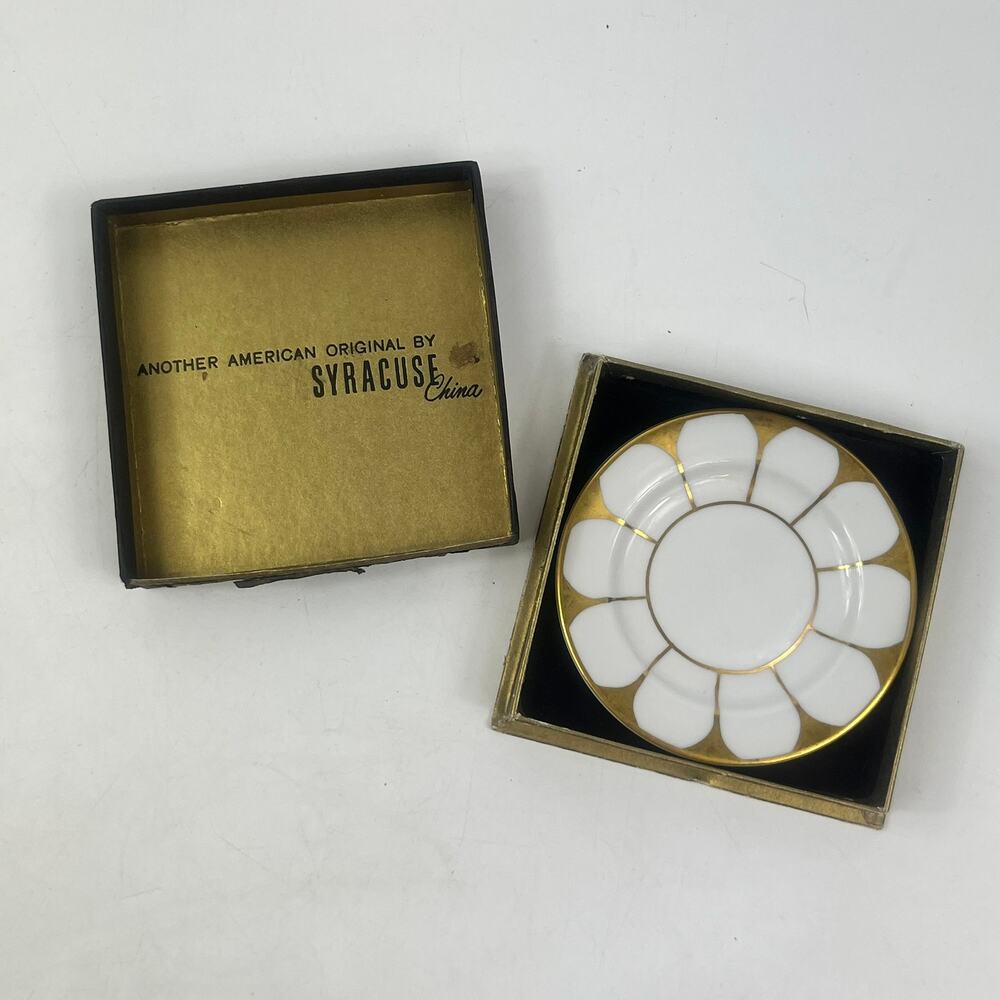 Syracuse Gallery Collection Boxed Mini Plate Gold Trim 3.75" FLORAINE Germany